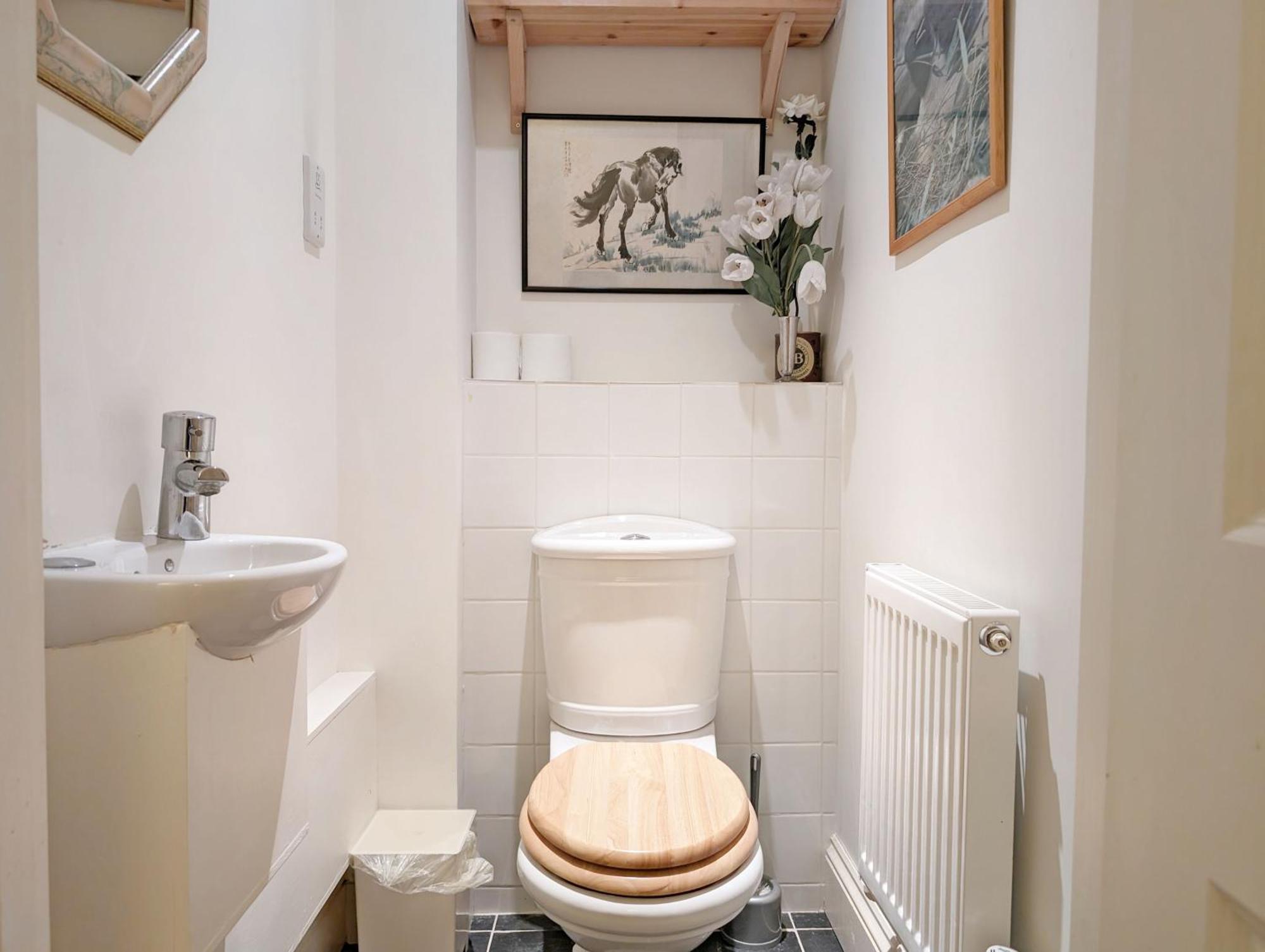 4 The Clockhouse , Midhurst Bagian luar foto