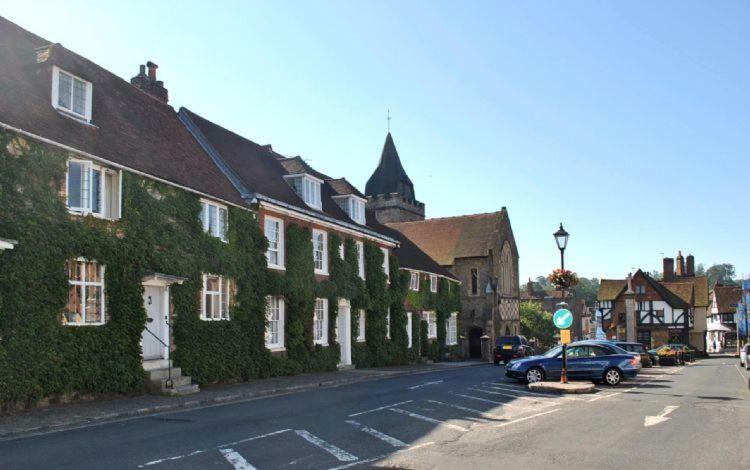4 The Clockhouse , Midhurst Bagian luar foto